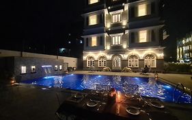 Boheda Manor - Luxury Retreat